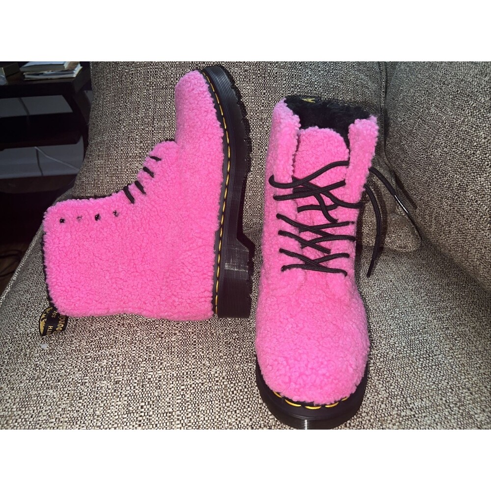 New Womens Dr. Martens 1460 8 Eye Boot UK 6 US 8 Lux Borg Pink Doc